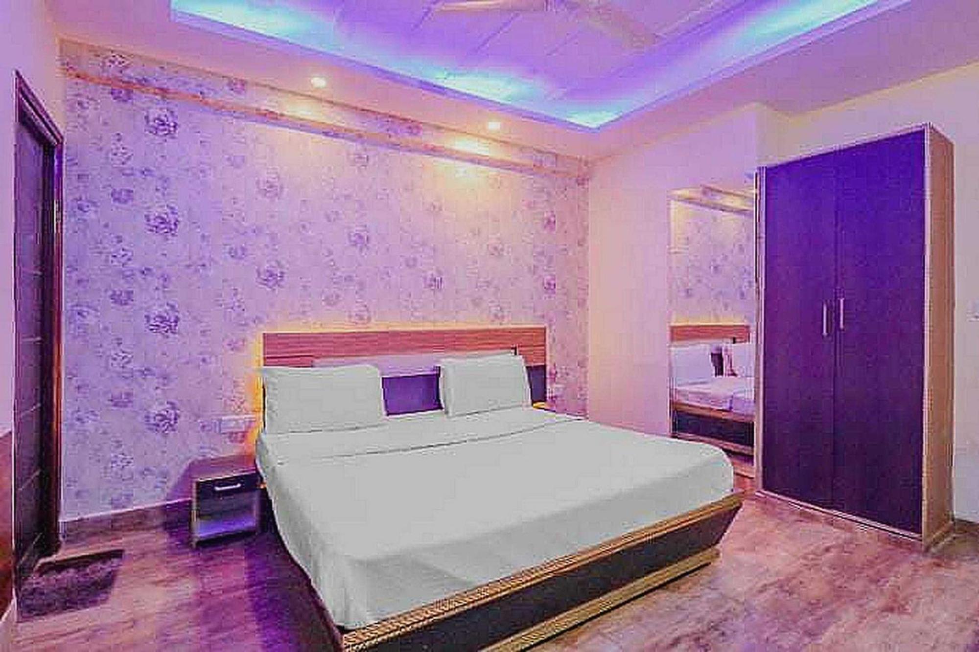 OYO 92686 Hotel Vivaan Residency Rohtak Buitenkant foto